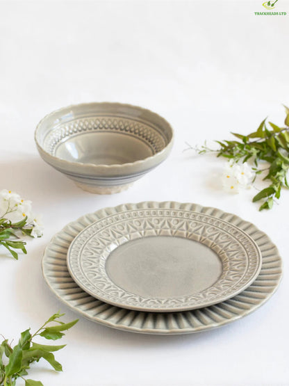 12-piece crystal tableware set